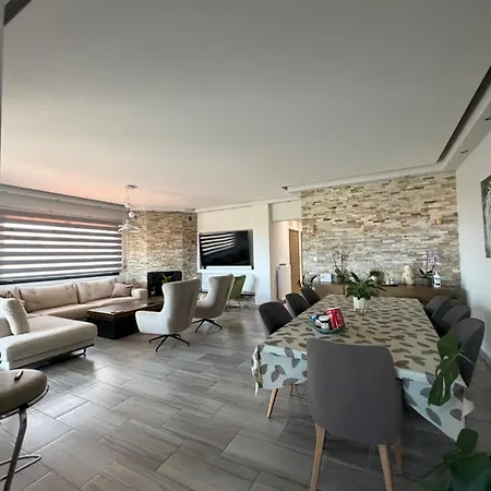 Elena's With View Villa *