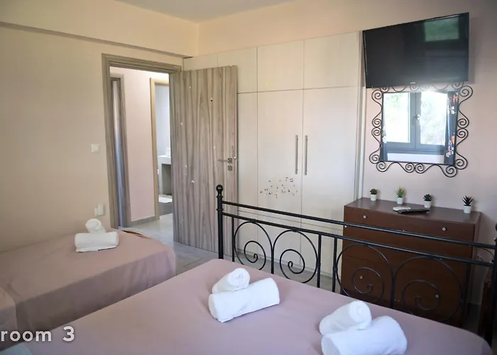 Elena's With View Villa *