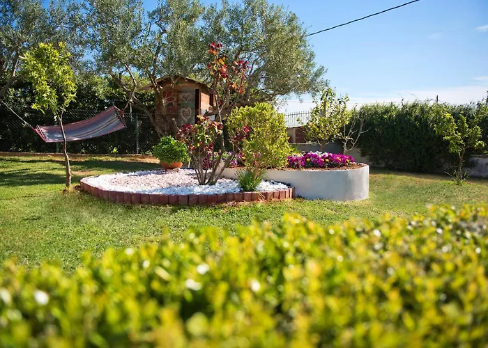 Villa Elena's With View *