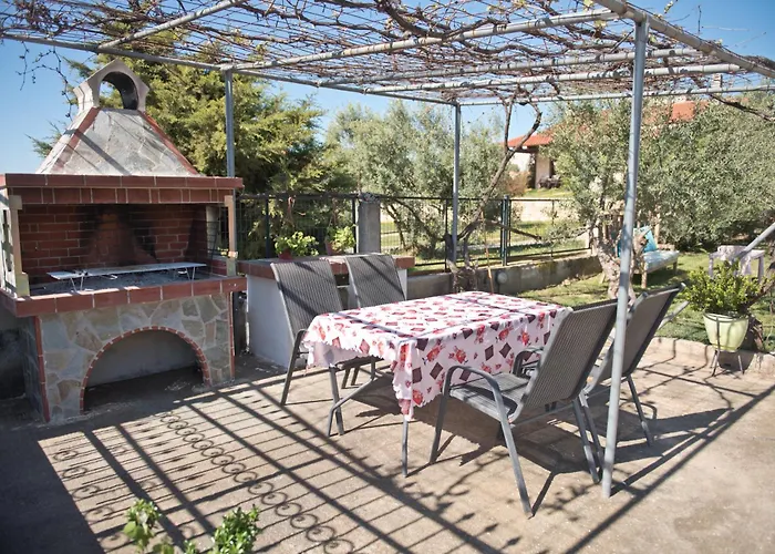 Villa Elena's With View *