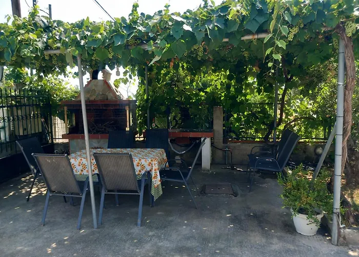 Elena's With View Villa Nea Triglia