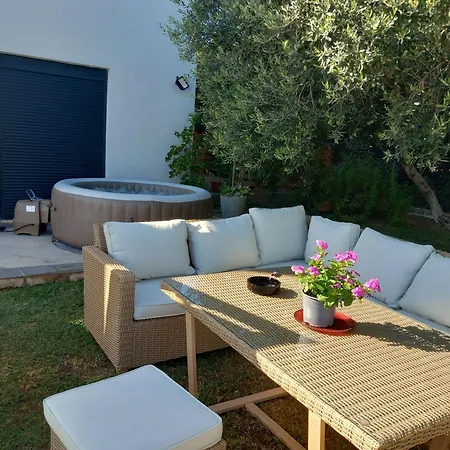 Elena's With View * Nea Triglia