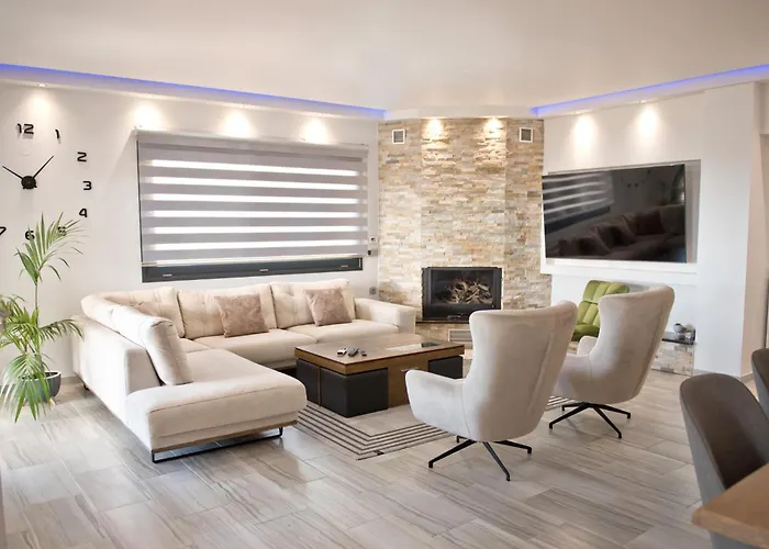 Elena's With View 别墅 Nea Triglia