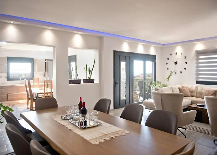 别墅 Elena's With View Nea Triglia