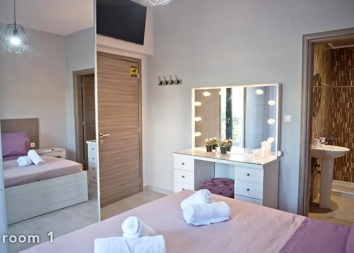 别墅 Elena's With View Nea Triglia